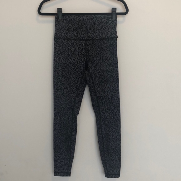 Lululemon Wunder Under leggings - Picture 5 of 5